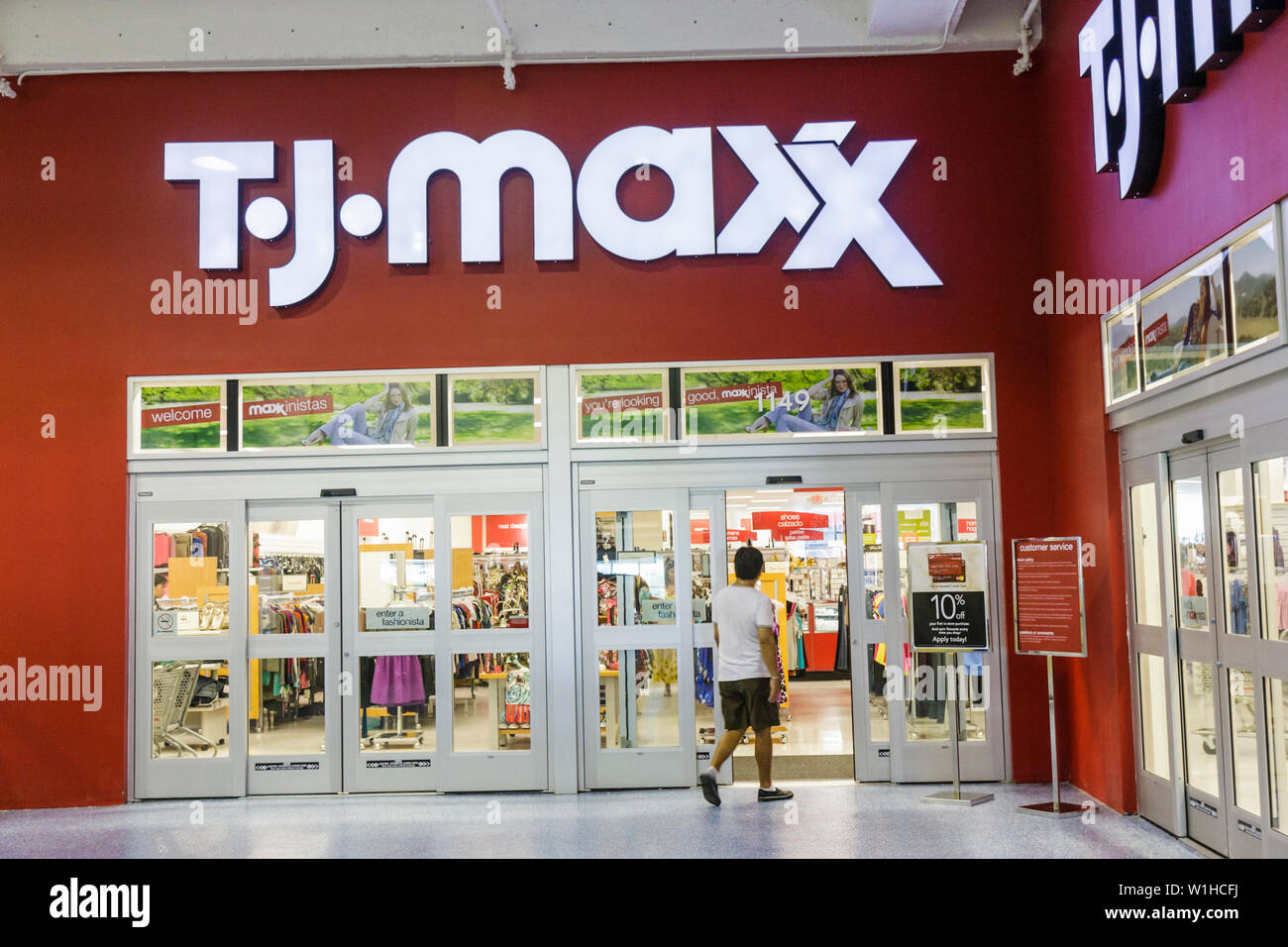 Miami Beach Florida, shopping shopper shopping negozi di mercato mercati di mercato di acquisto di vendita, negozi al dettaglio negozi business business business business, sconto ch Foto Stock