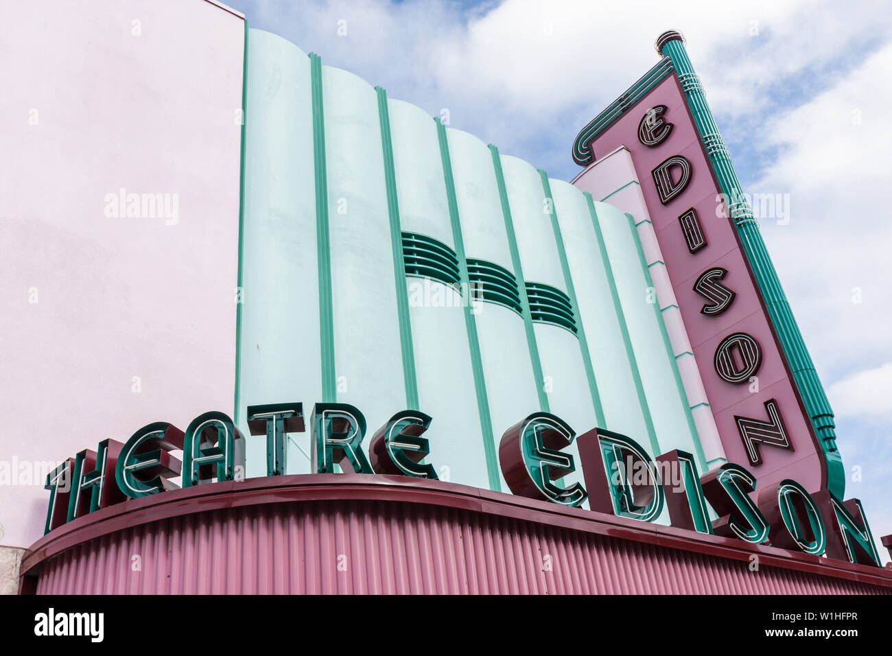 Fort ft. Myers Florida,River District,Hendry Street,restaurato,rinnovato,Edison Theatre,1920,edificio,cartello,cartelli,tendone,FL091018108 Foto Stock