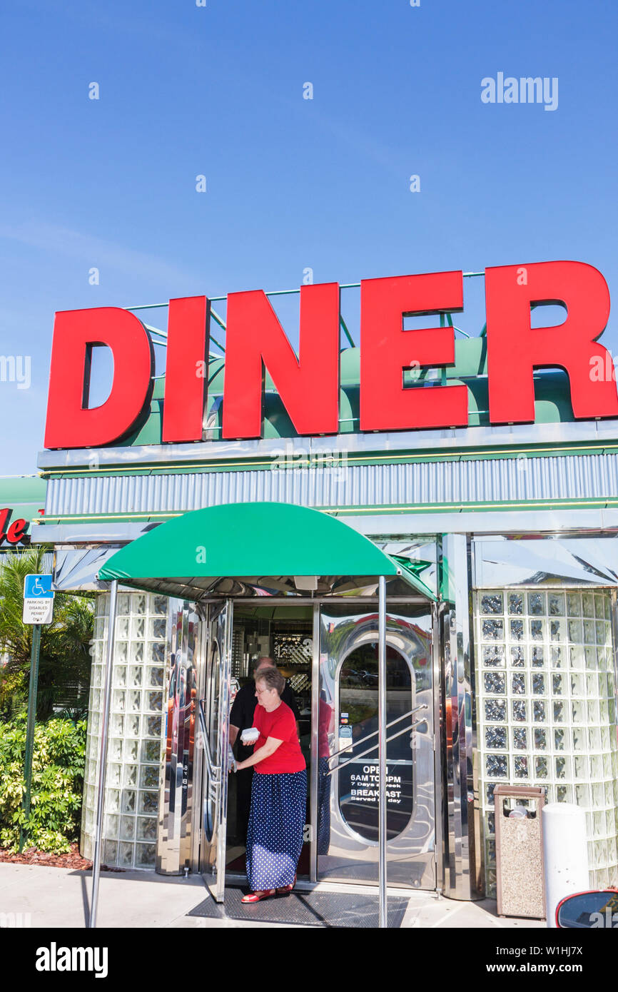 Florida Highlands County, Sebring, US Highway Route 27, Sebring Diner, nostalgia, ristoranti, ristoranti, ristoranti, cibo, caffè, servizio, cucina, Amer Foto Stock