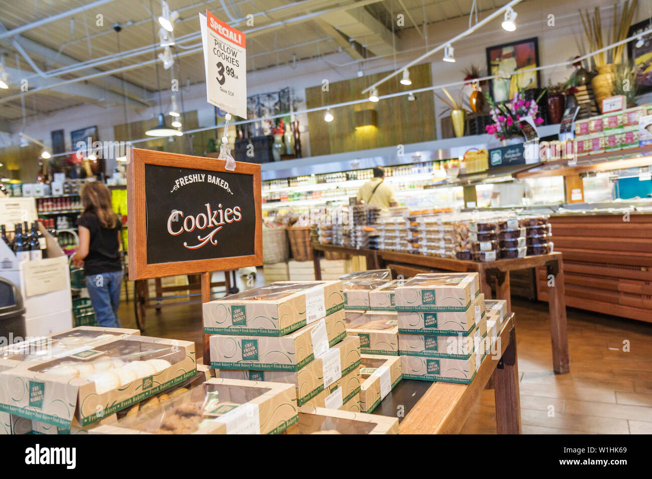 Miami Florida, Coconut Grove, The Fresh Market, catena, vendita al dettaglio, supermercato gourmet, negozio di alimentari di specialità, shopping shopper shopping negozi mercati di mercato mar Foto Stock
