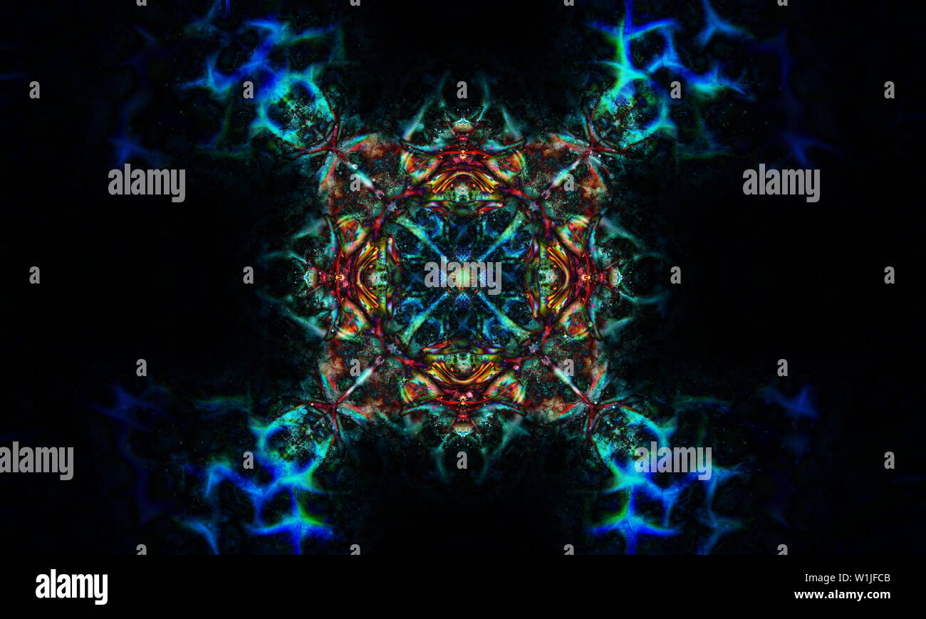 Colore mandala ornamentali e dolcemente sfocate sfondo ad acquerello Foto Stock