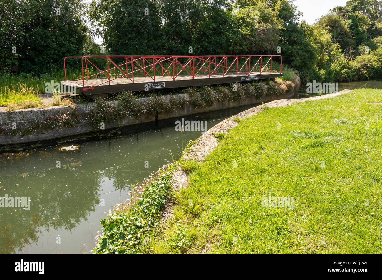 Poyntz sul ponte della nave Chichester Canal, Chichester, West Sussex, Regno Unito. Foto Stock