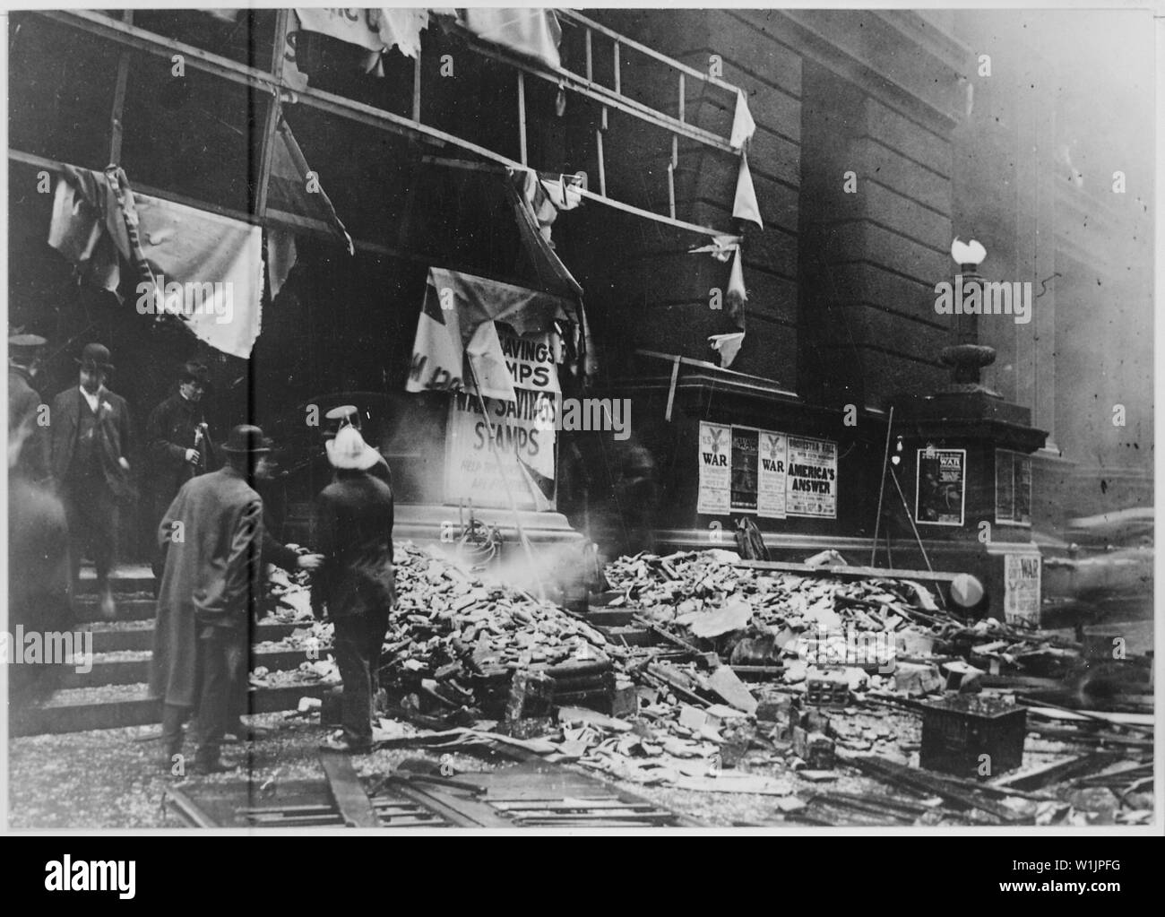 Il relitto del Chicago's edificio federale dopo l esplosione di una bomba avrebbe piantato dai lavoratori industriali del mondo (IWW) come rappresaglia per la condanna dell'Unione leader, Big Bill Haywood, e 94 altri membri per attività sediziose, 1918 Foto Stock