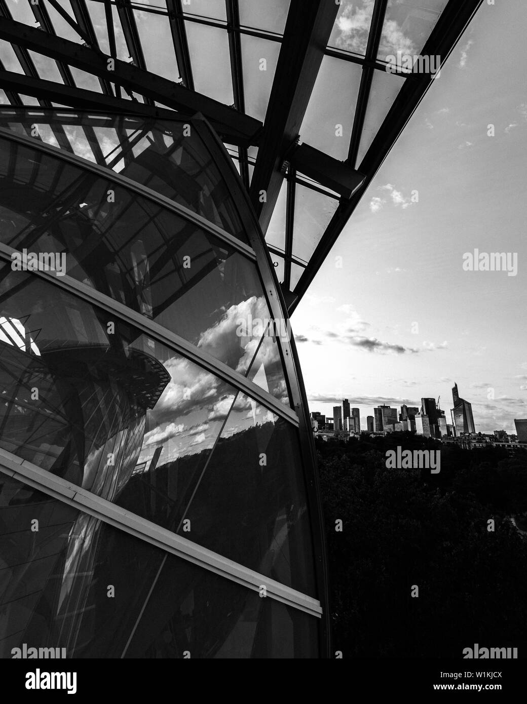 Breve viaggio a Parigi attraverso un bianco e nero lente Foto Stock