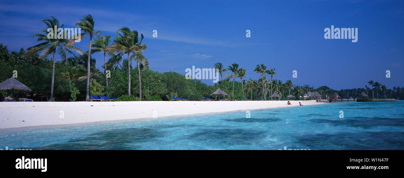 Spiaggia, Four Seasons Resort, Kuda Hurra Maledive Isola Foto Stock
