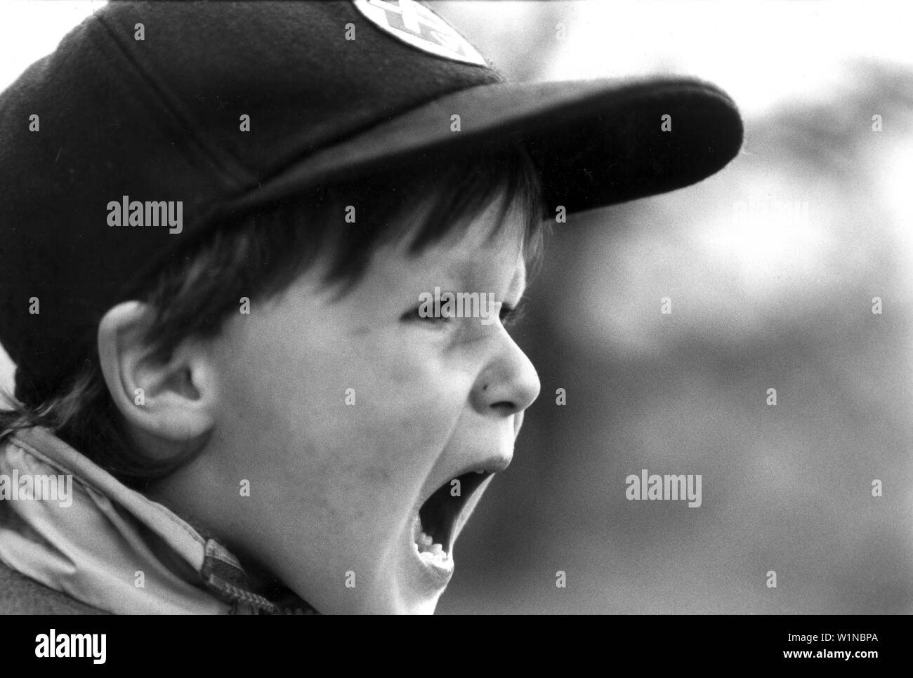 Schreiender kleiner Junge Foto Stock