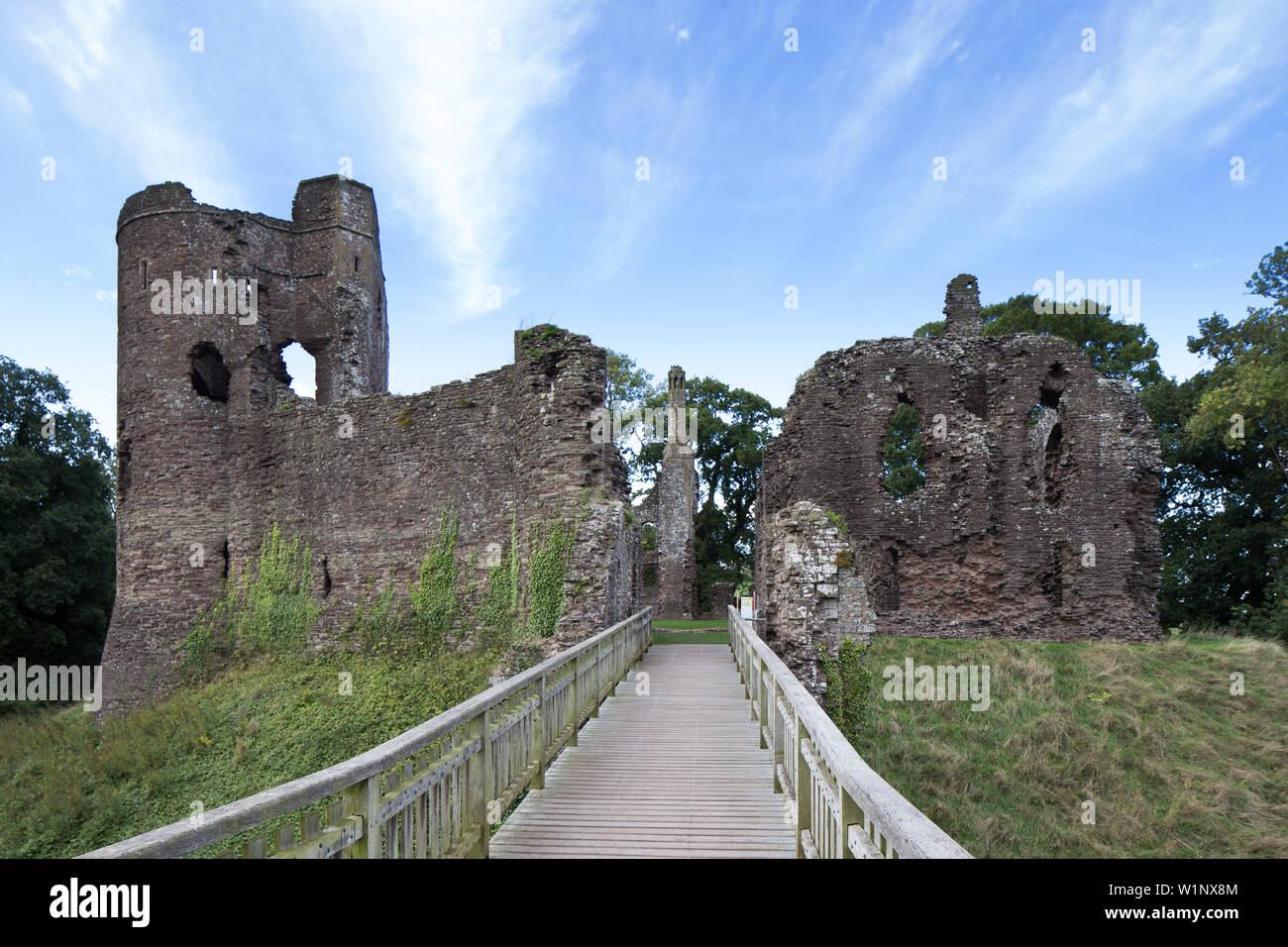 Grosmont Castle, uno dei "tre castelli di Gwent" costruiti dai Normanni per controllare il paese di confine tra Inghilterra e Galles. Foto Stock