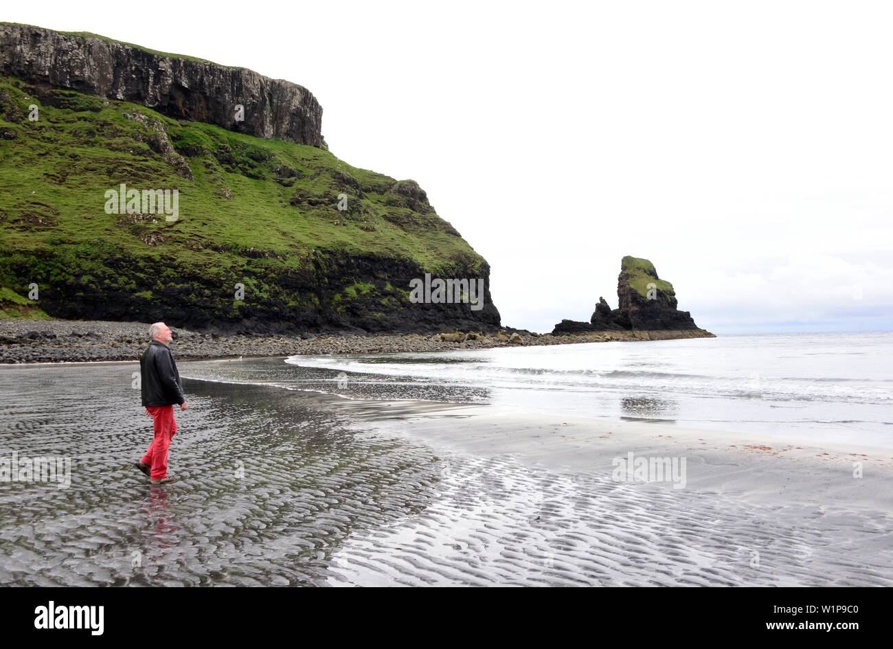 Spiaggia Vicino Talisker, la westcoast, Isola di Skye in Scozia Foto Stock