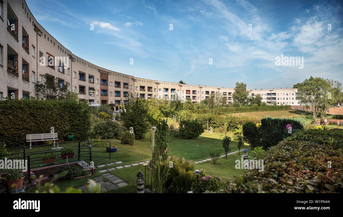 UNESCO World Herritage alloggi sociali a Berlino la periferia, il cortile a ferro di cavallo di insediamento, Berlino, Germania Foto Stock