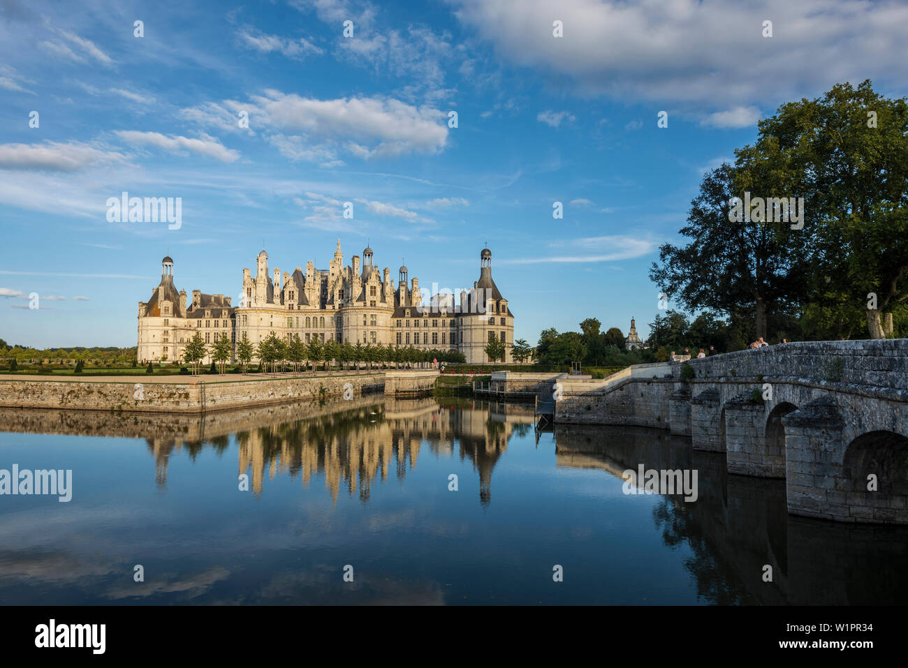 Castello di Chambord, facciata nord, Sito Patrimonio Mondiale dell'UNESCO, Chambord, Loire, Dipartimento Loire et Cher, Regione centrale, Francia Foto Stock