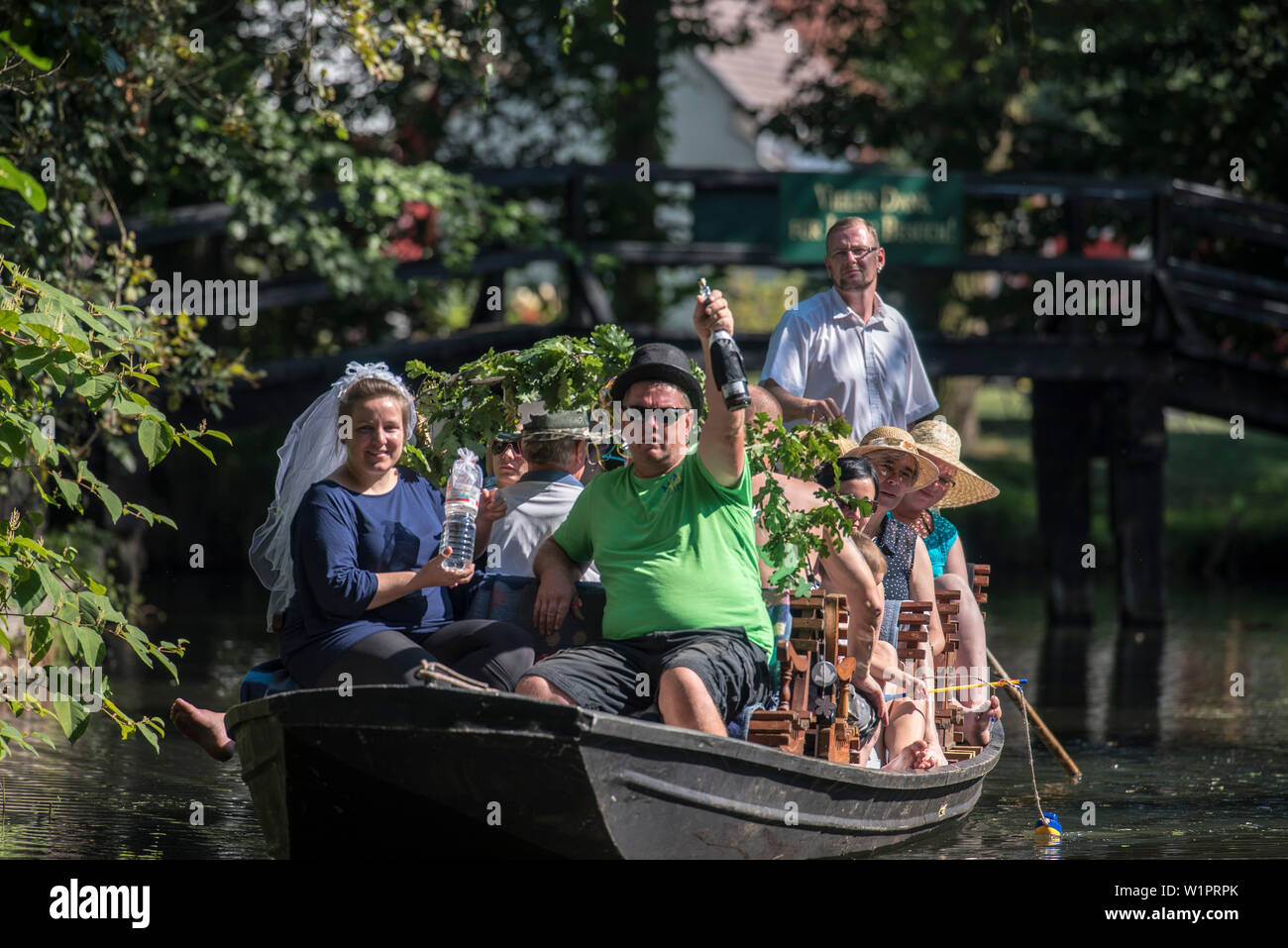 Spreewald riserva della biosfera, Brandeburgo, Germania, escursioni, kayak, area ricreativa, vacanza in famiglia, gita di famiglia o canoa, canottaggio, deserto, Ex Foto Stock