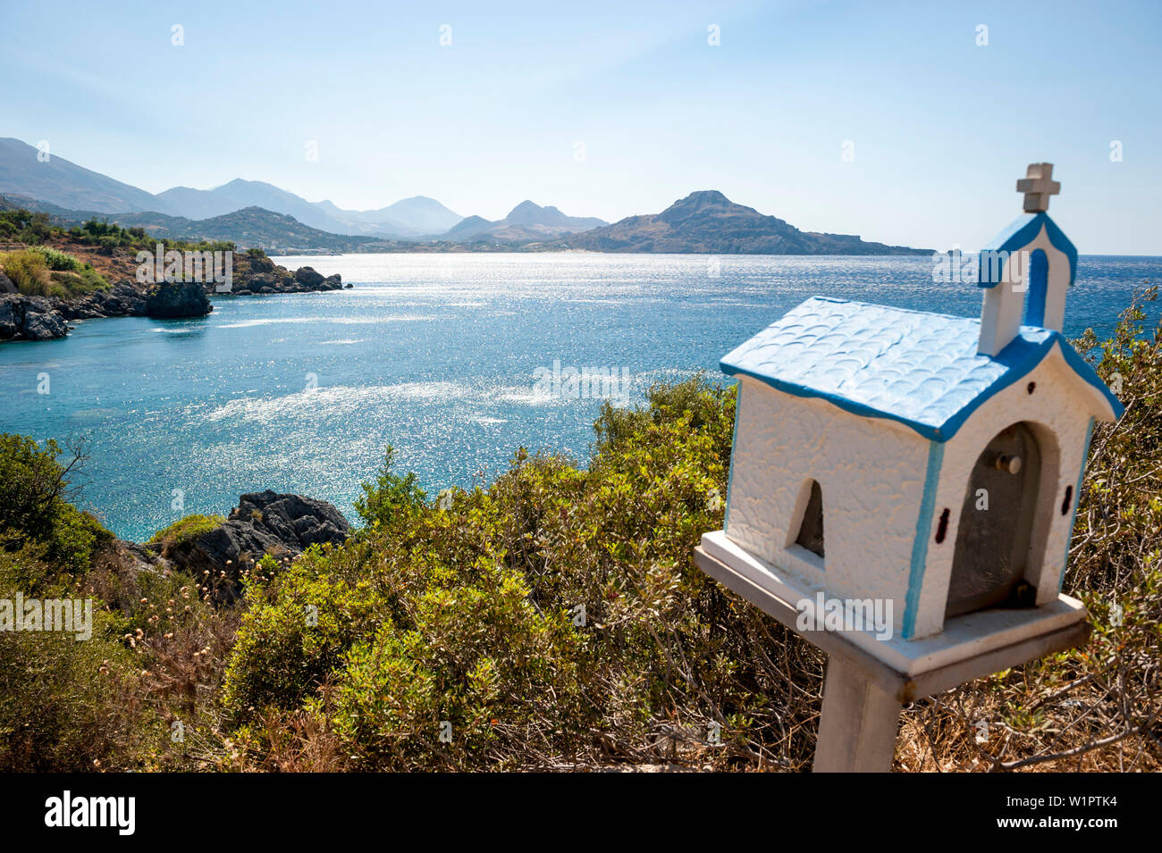 Il paesaggio costiero con la vista verso il mare, Plakias, Creta, Grecia, Europa Foto Stock