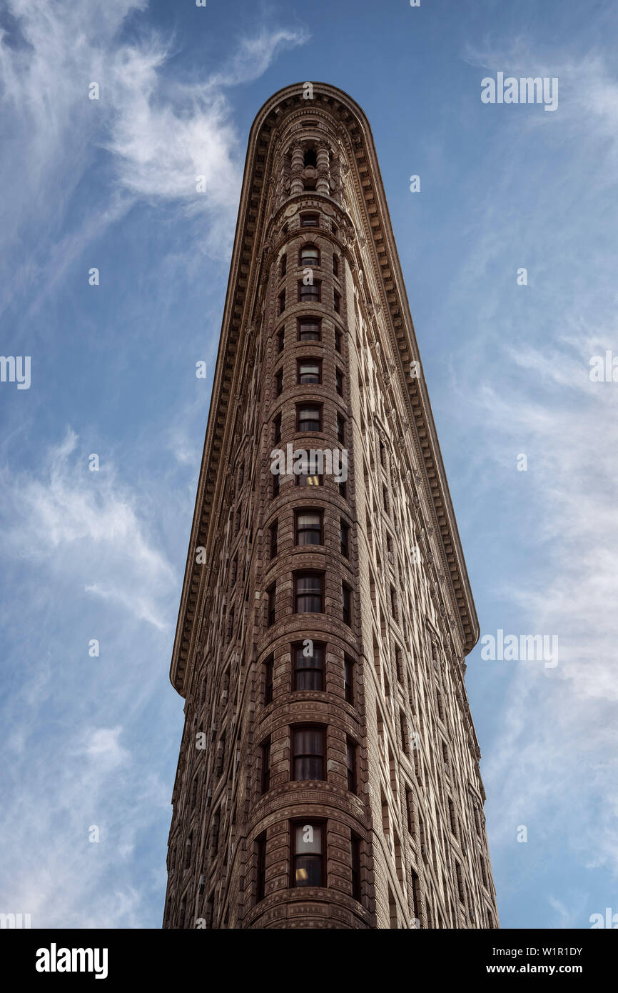 Famoso Flatiron Building di Daniel Burnman, 5th Ave, Manhattan NYC, New York City, Stati Uniti d'America, USA, America del Nord Foto Stock