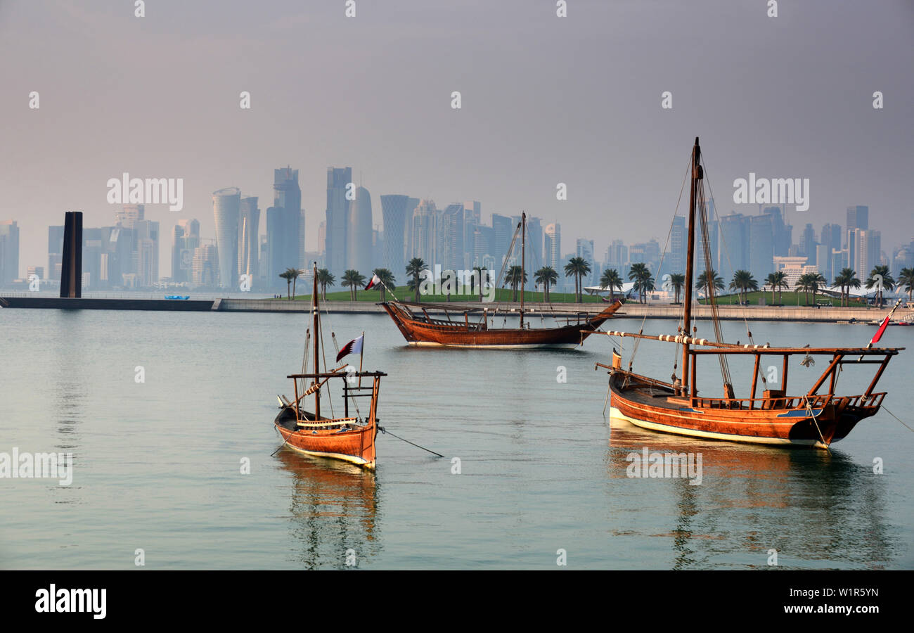 Vista dal Museo di Arte Islamica in Corniche, Doha, Qatar Foto Stock