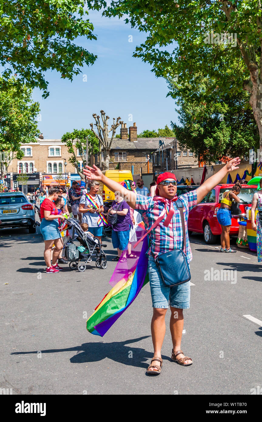 London, Regno Unito - 29 giugno 2019:Forest Gayte Parade, LGBTQI+ Forest Gate comunità che si riuniscono per celebrare Foto Stock