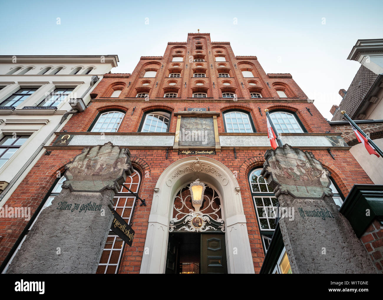 Patrimonio Mondiale UNESCO Città anseatica di Lubecca, famoso ristorante "Schiffergesellschaft", Schleswig-Holstein, Germania Foto Stock
