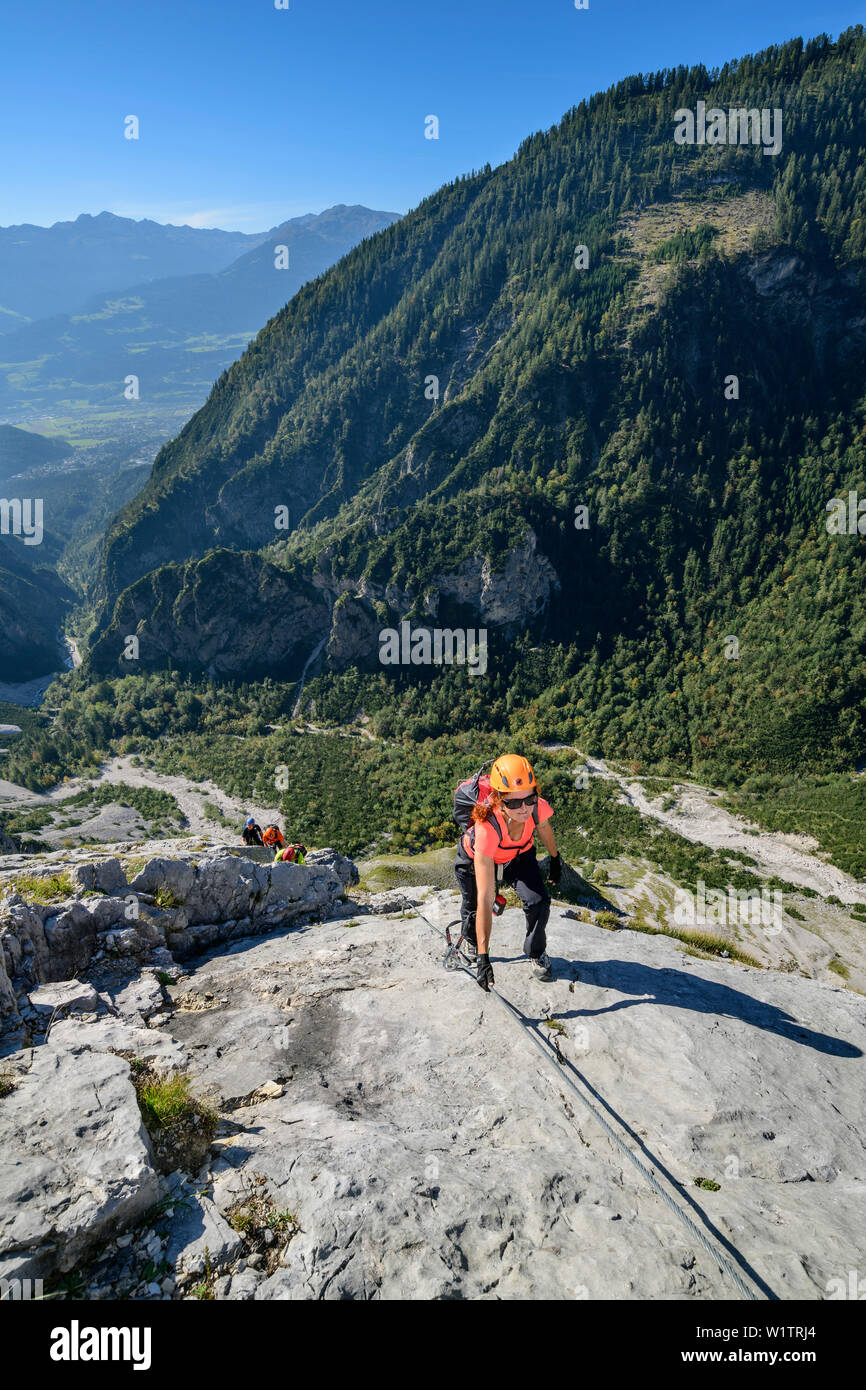 Onorevole sorge sopra la via ferrata a bettelwurf, Absamer via ferrata, bettelwurf, Karwendel, Tirolo, Austria Foto Stock