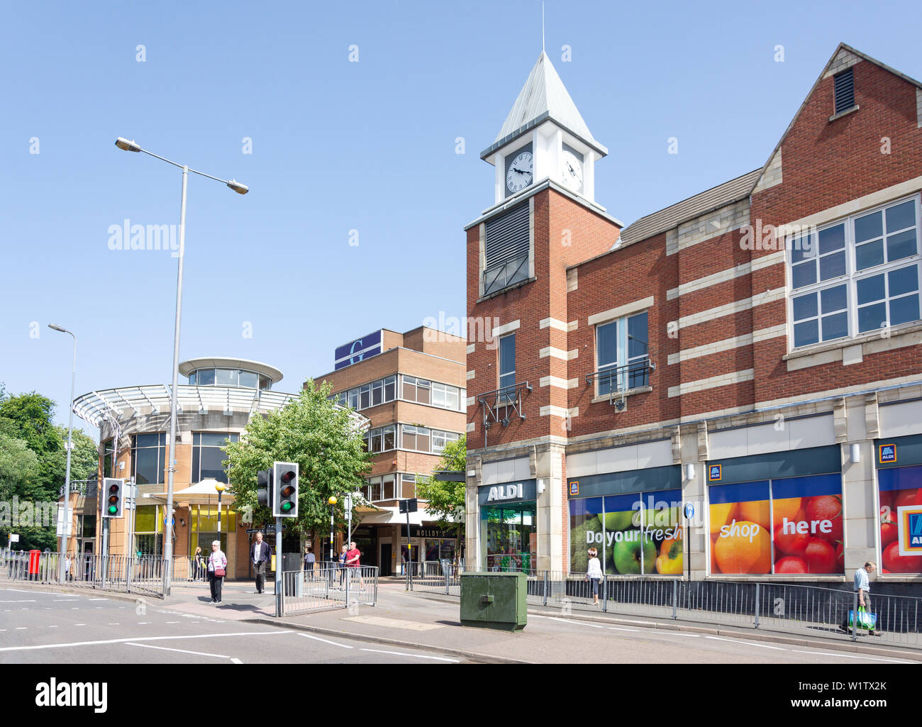 La sfilata da Queen Street, Sutton Coldfield, West Midlands, England, Regno Unito Foto Stock