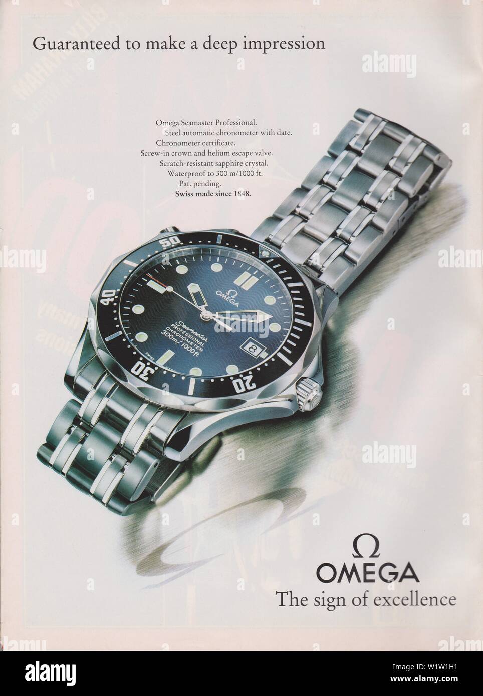 Poster pubblicitari orologio Omega in magazzino carta dal 1993 anno, il segno di eccellenza slogan pubblicitario, creative OMEGA annuncio da anni novanta Foto Stock