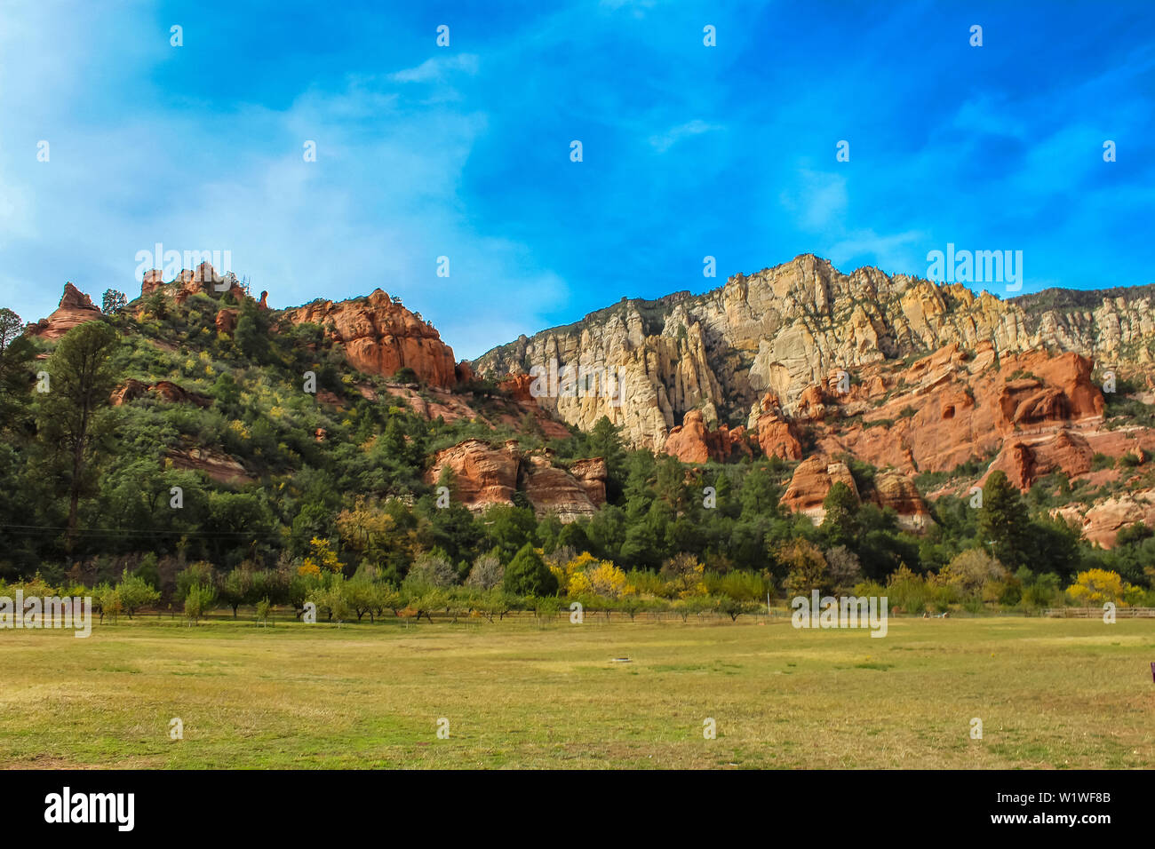 Red Rock Mountains nella Slide Rock State Park al di fuori di Sedona in Arizona Foto Stock