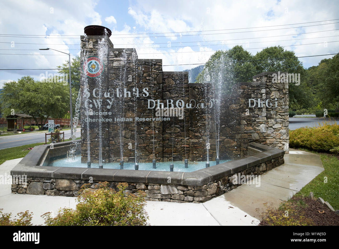 Segno di benvenuto al Cherokee Prenotazione indiana indiani Cherokee terra tribale, North Carolina, Stati Uniti d'America Foto Stock