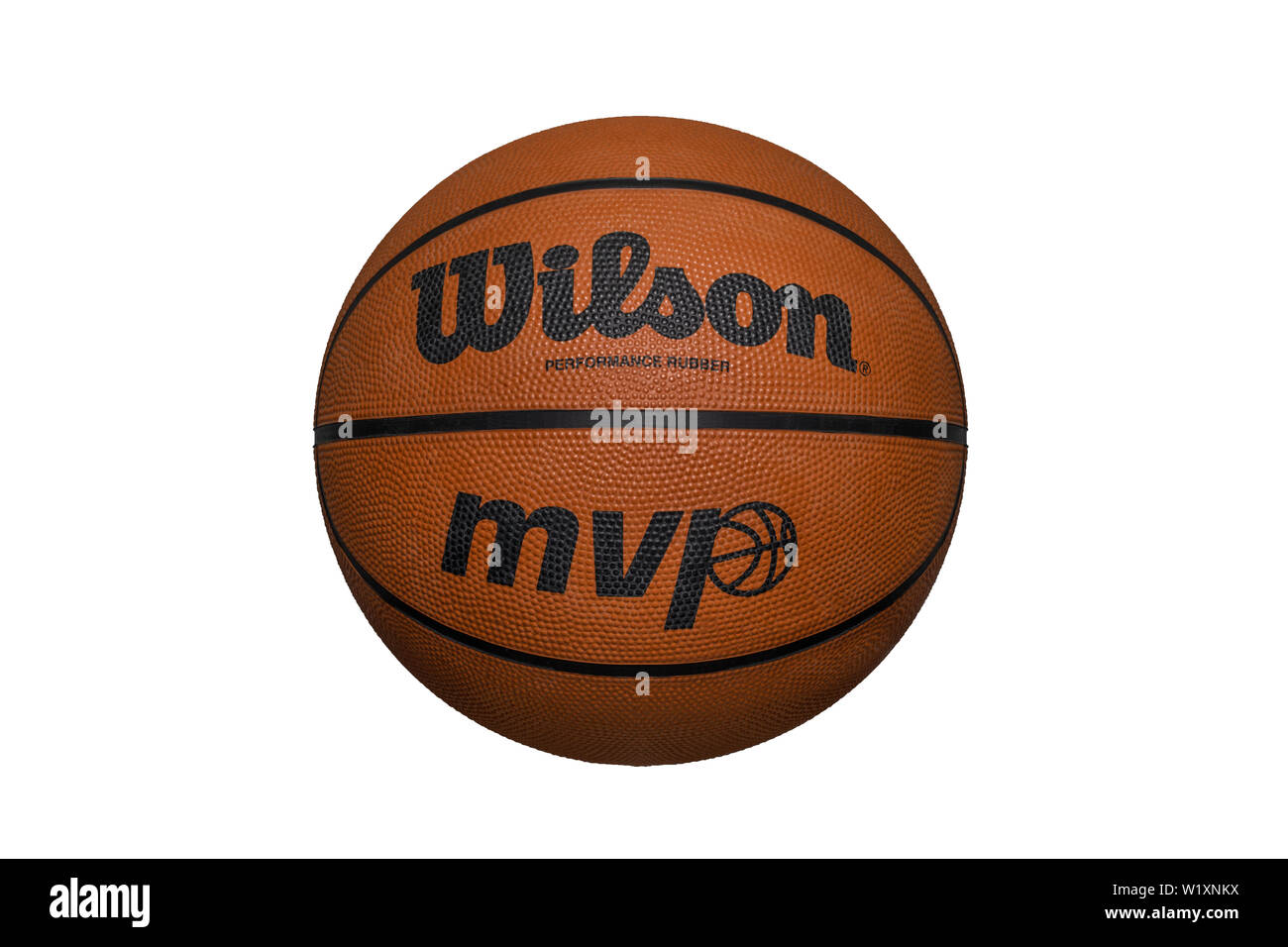 Isole Shetland, Scotland, Regno Unito. Il 28 giugno 2019. Un MVP di Wilson basket ball sport isolata contro un puro sfondo bianco. Foto Stock