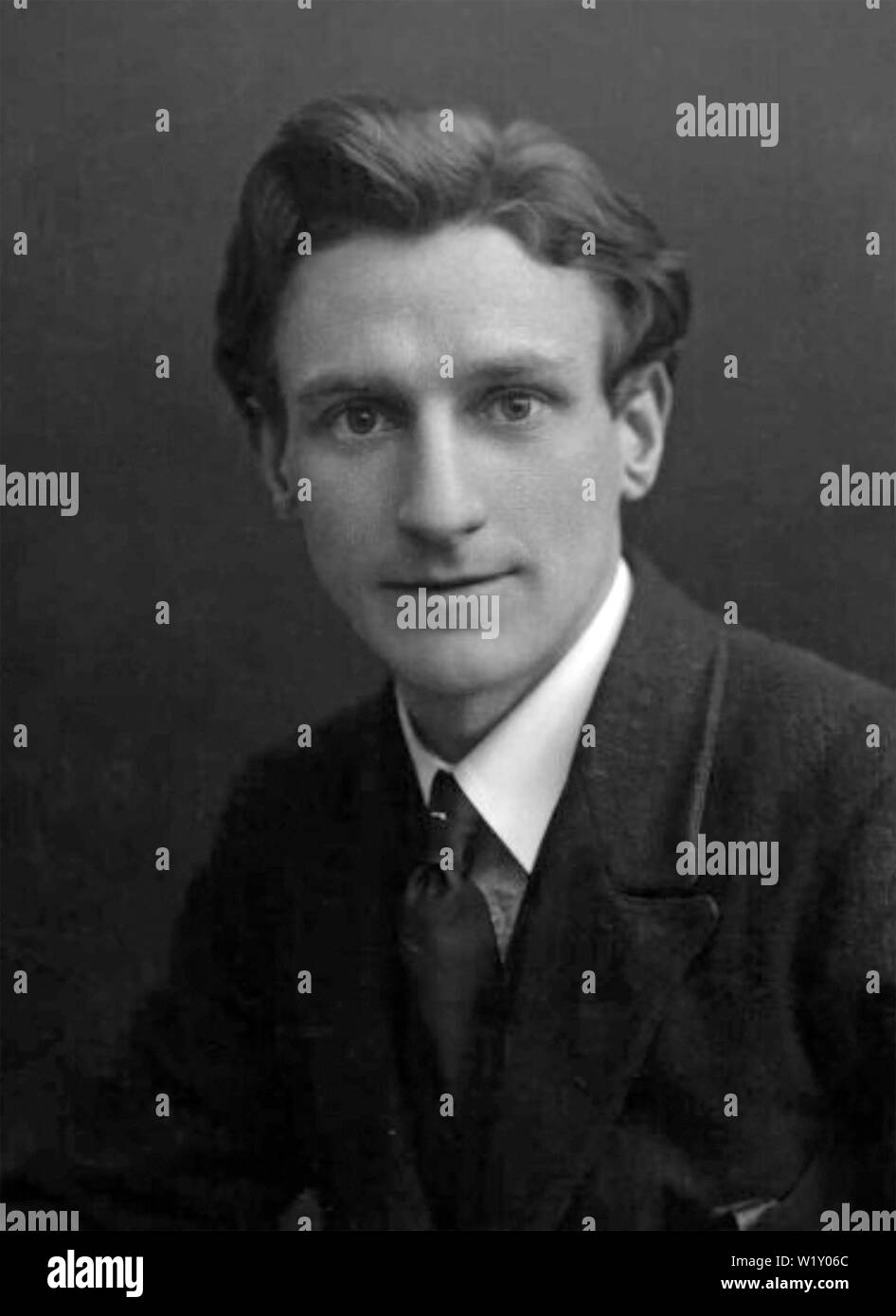 EDMUND BLUNDEN (1896-1974) poeta inglese e autore Foto Stock