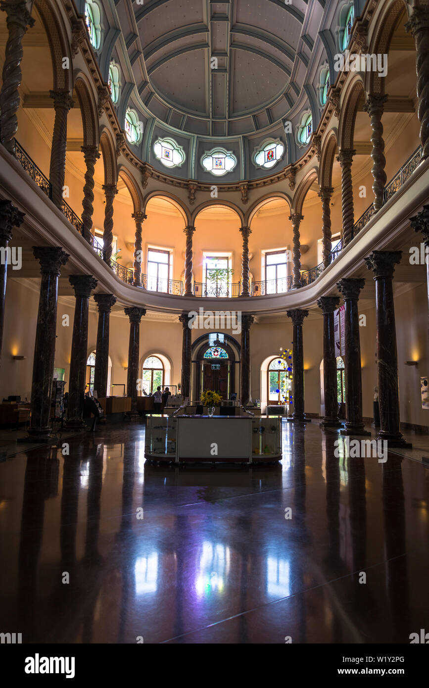 Ariana Museum, conosciuta anche come il museo della ceramica e del vetro arti, lasciò in eredità alla città dal suo fondatore Gustave Revilliod, Ginevra, Svizzera Foto Stock