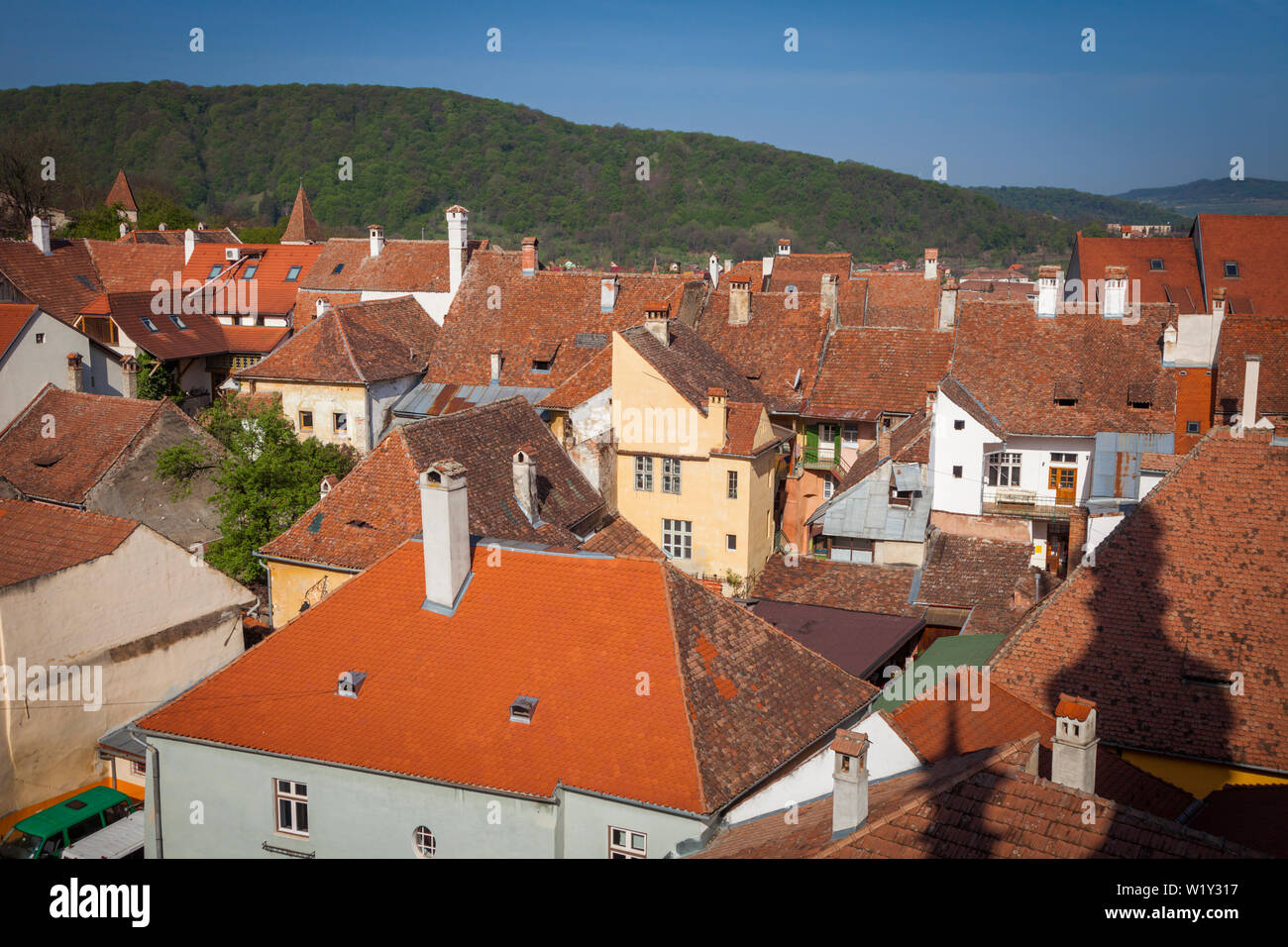 Città vecchia di Sighisoara - vista aerea. Sighisoara, Mures County, Romania. Foto Stock