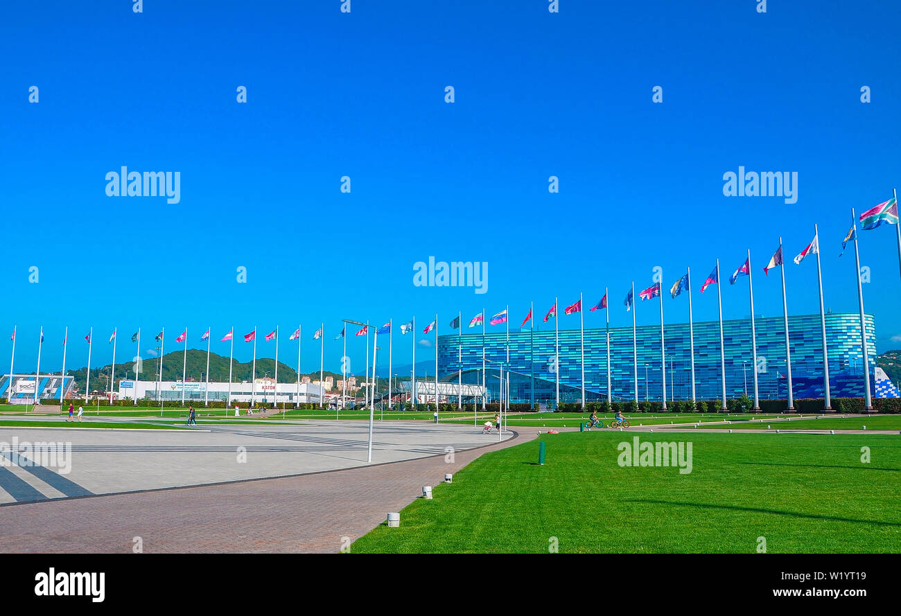 Russia - 14 ottobre 2018-Sochi Olympic Park. Palazzo del ghiaccio iceberg. Foto Stock