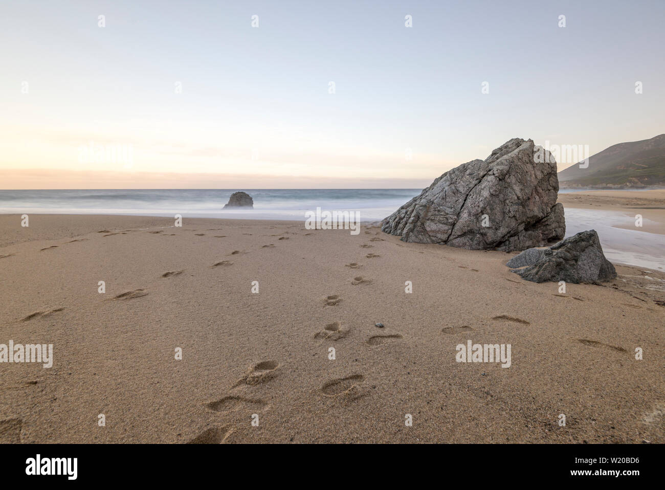Garrapata State Beach all'alba. Costa di Monterey, California, Stati Uniti d'America. Foto Stock