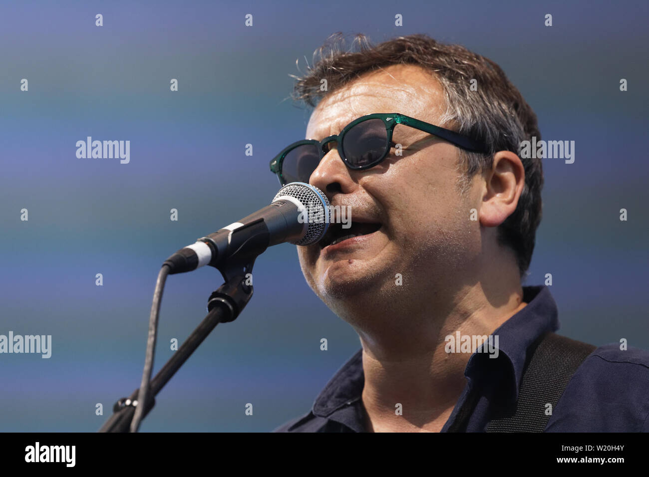 Nella foto: James Dean Bradfield. Sabato 29 Giugno 2019 Re: manic street predicatori concerto presso il Castello di Cardiff, nel Galles del Sud, Regno Unito. Foto Stock