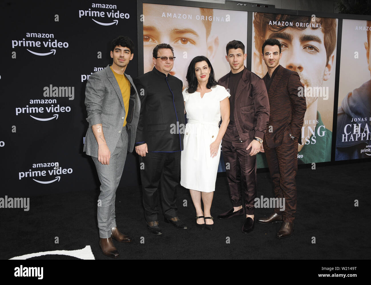 Jonas Brothers a caccia di felicità Premiere con: Kevin Jonas Joe Jonas, Nick Jonas, Paul Kevin Jonas Sr, Denise Miller-Jonas dove: Los Angeles, California, Stati Uniti quando: 04 giu 2019 Credit: Apega/WENN.com Foto Stock