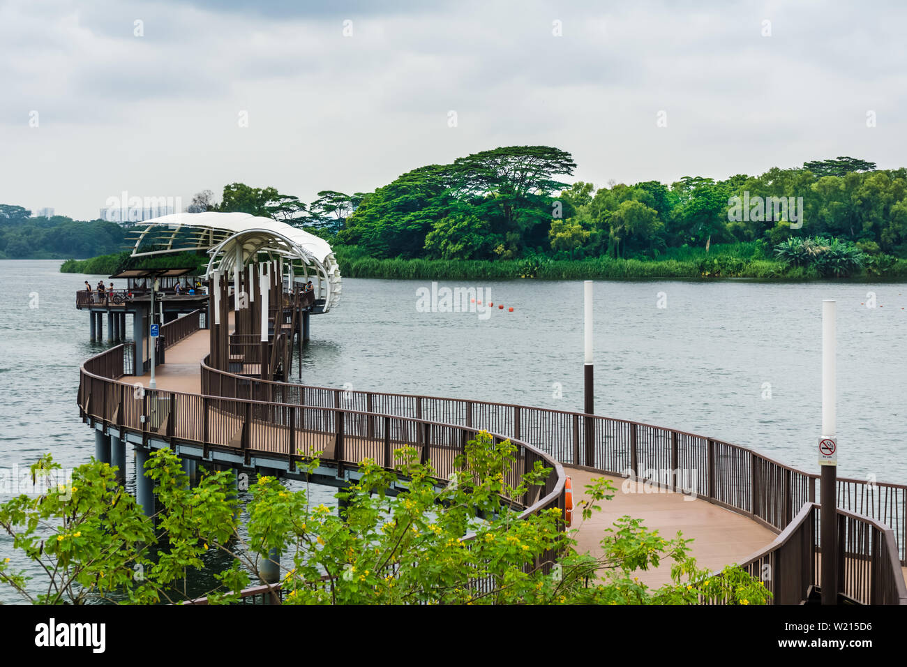 Singapore - Agosto 4, 2018: Seletar inferiore serbatoio è un serbatoio situato nella parte nordorientale di Singapore, a est di Yishun Città Nuova. Foto Stock