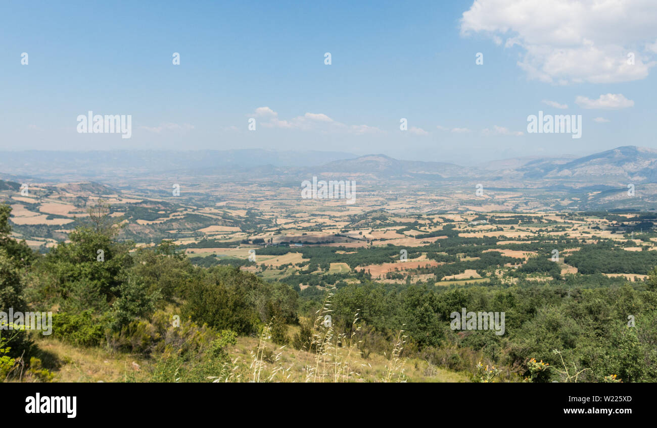 Panoramica generale del Pallars Sobirà regione, dal picco di Comiols. Il catalano pre-Pirenei, Catalogna, Spagna Foto Stock