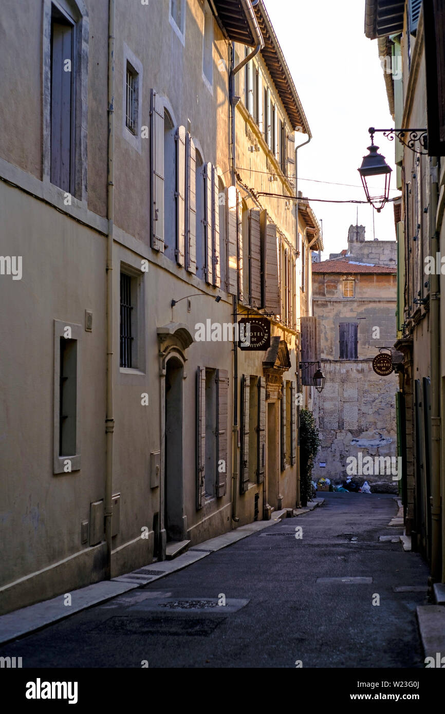 La città di Arles, centro storico Foto Stock