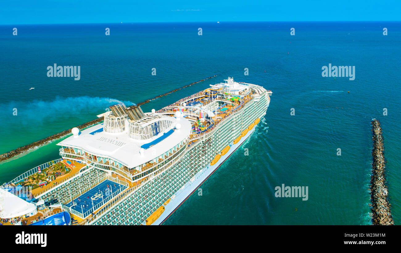 Nave da crociera MS Sinfonia dei mari. Royal Caribbean. Il più grande al mondo. Foto Stock