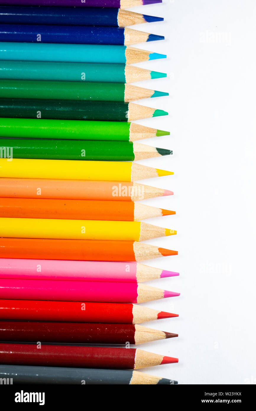 Una serie di matite colorate per disegnare la fotografia macro. Foto Stock