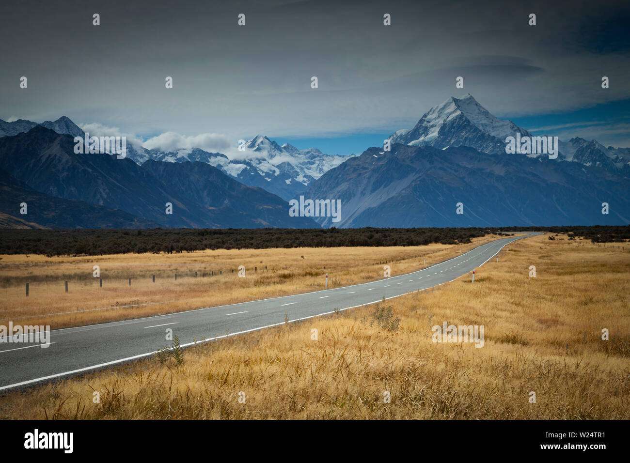 Una vista verso il Monte Cook in Nuova Zelanda Mount Cook/ Aoraki National Park. Foto Stock