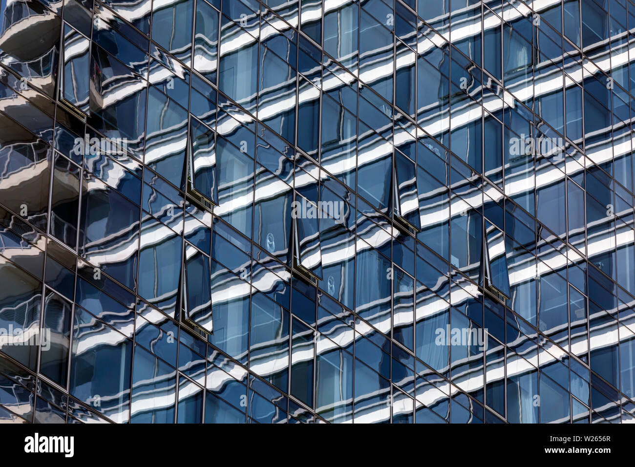 Vetro riflettente edifici per uffici, Seaport District, Boston, Massachusetts, STATI UNITI D'AMERICA Foto Stock