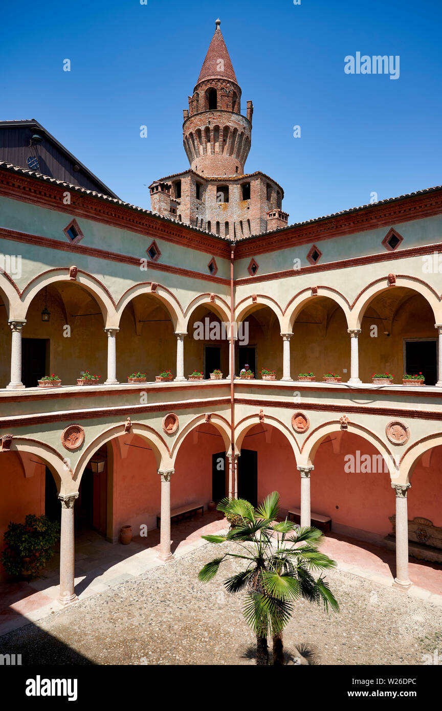 Il Castello di Rivalta. Gazzola, Piacenza, Emilia Romagna, Italia. Il castello, uno dei più belli e i meglio conservati in Emilia, è a Rivalta suggestiva Foto Stock