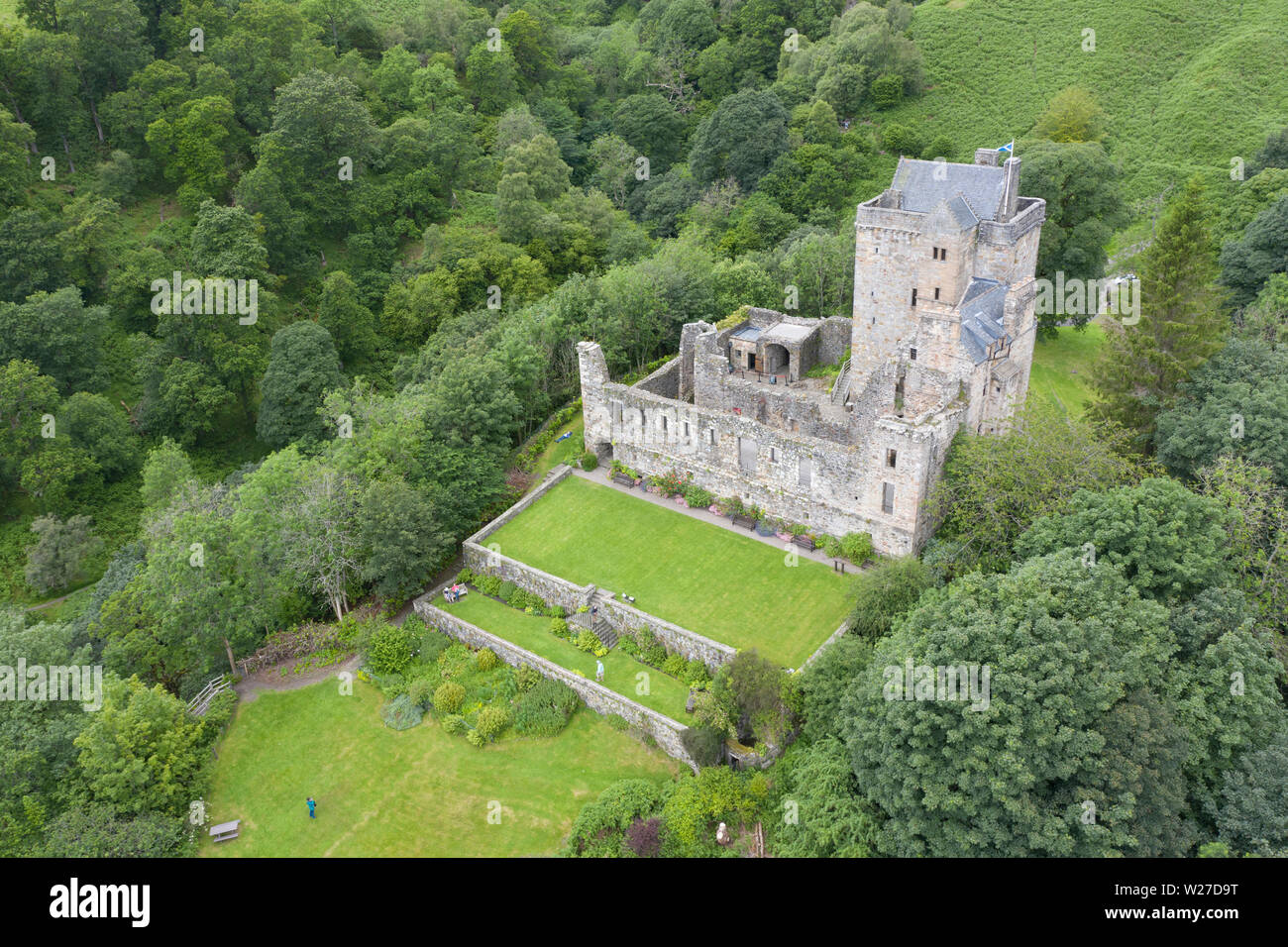 Veduta aerea del castello di Campbell in Dollar, Clackmannanshire, Scotland, Regno Unito Foto Stock