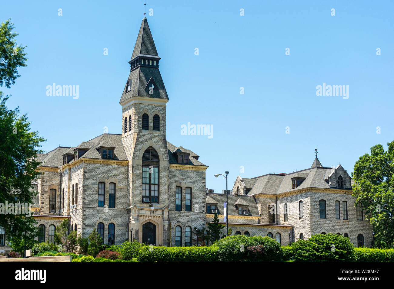 Kansas State University amministrazione edificio in una giornata di sole Foto Stock