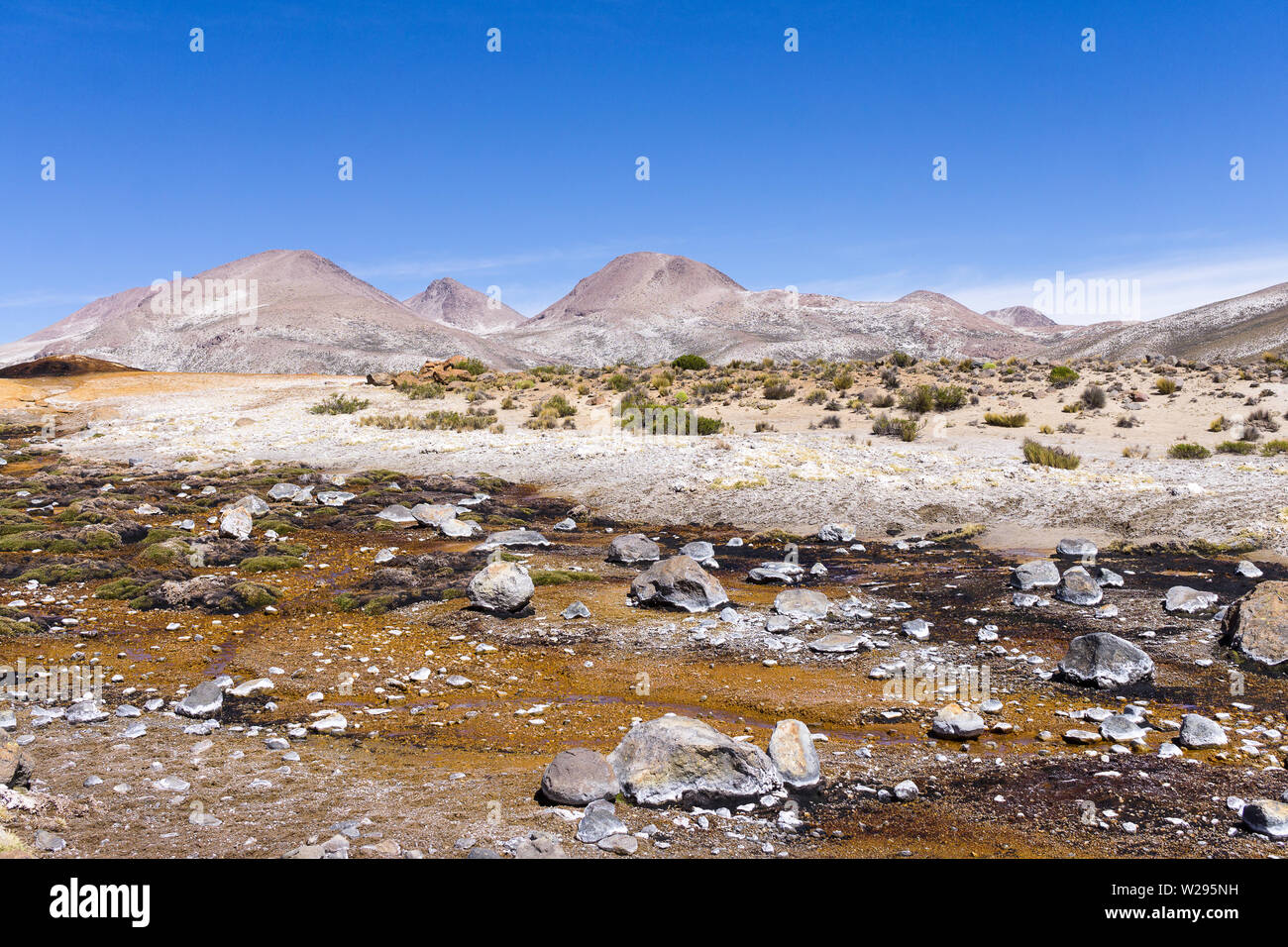 Paesaggio in Salinas y Aguada Blanca riserva naturale nelle Ande peruviane. Foto Stock