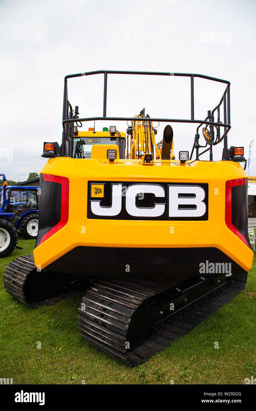 Novantesimo Kent County Show, Detling, 6 luglio 2019. Un JCB Escavatore cingolato 140X sul display. Foto Stock