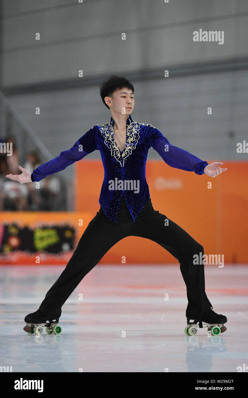 YUBO ZHAI dalla Cina, eseguendo in junior uomini Freeskating in programma a breve, il mondo dei giochi a rullo 2019, a Palau Sant Jordi, sulla luglio 05, 2019 Barcellona, Spagna. Credito: Raniero Corbelletti/AFLO/Alamy Live News Foto Stock