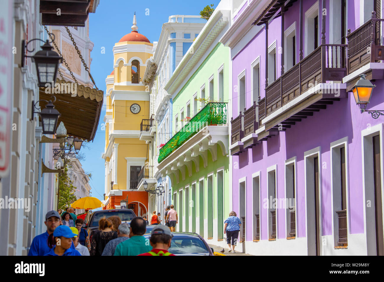 Strada stretta Casa Alcaldía de San Juan Vecchia San Juan, Puerto Rico Foto Stock