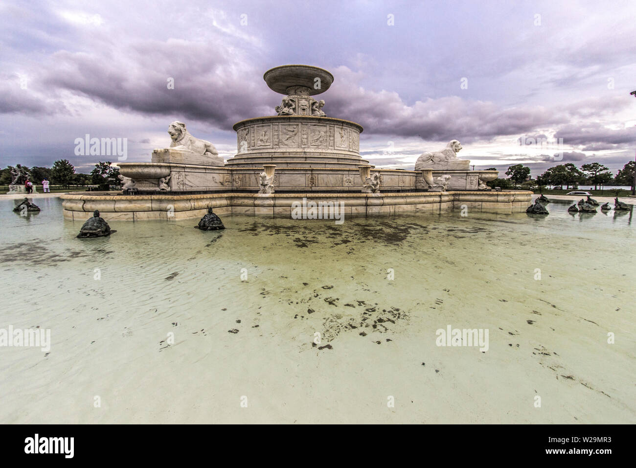Detroit, Michigan, Stati Uniti d'America - 6 Settembre 2018: James Scott fontana commemorativa su Belle Isle. La fontana fu completato nel 1925, ad un costo di $ 500.000 Foto Stock