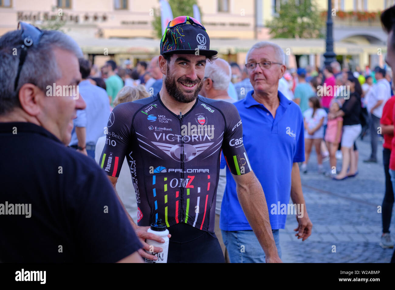Ciclista Riccardo Stacchiotti (Team Giotti Victoria - Palomar) dall'Italia dopo aver vinto tappa giornaliera, in Sibiu Tour in bicicletta, 7 Luglio 2019 Foto Stock