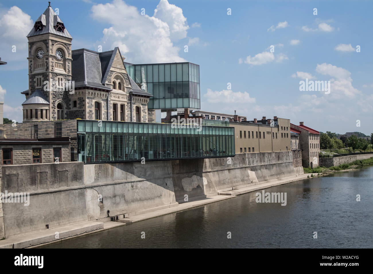 Una vista della Biblioteca Digitale al Galt Post Office a Cambridge, Ontario. Foto Stock